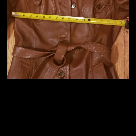 Vintage Trenchcoat - Picture 9 of 16